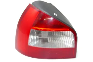 Audi A3 8L Rücklicht Rückleuchte Heckleuchte original 8L0945095B Facelift links - Bild 1