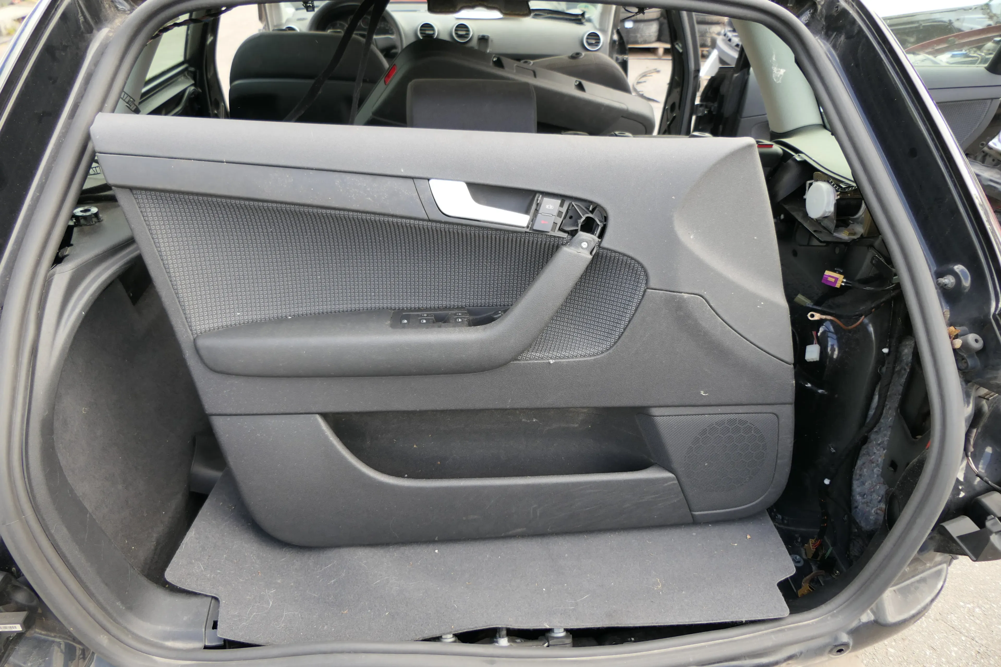 4xAudi A3 8P Türverkleidung Verkleidung Tür vorne & hinten links 4/5-Türer schwa - Bild 1