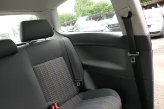 VW Polo 9N 9N3 Sitz Rückbank Sitzfläche Sitze 3 Punkt Gurt hinten mit Kopfstütze - Bild 8