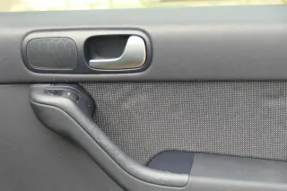 1x A3 8L Türverkleidung Verkleidung Tür vorne rechts 4/5-Türer maritimblau blau - Bild 2