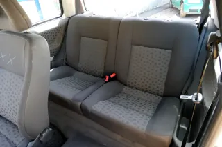 VW Lupo Seat Arosa Sitz Rückbank Sitzfläche für Kopfstützen schwarz - Bild 1