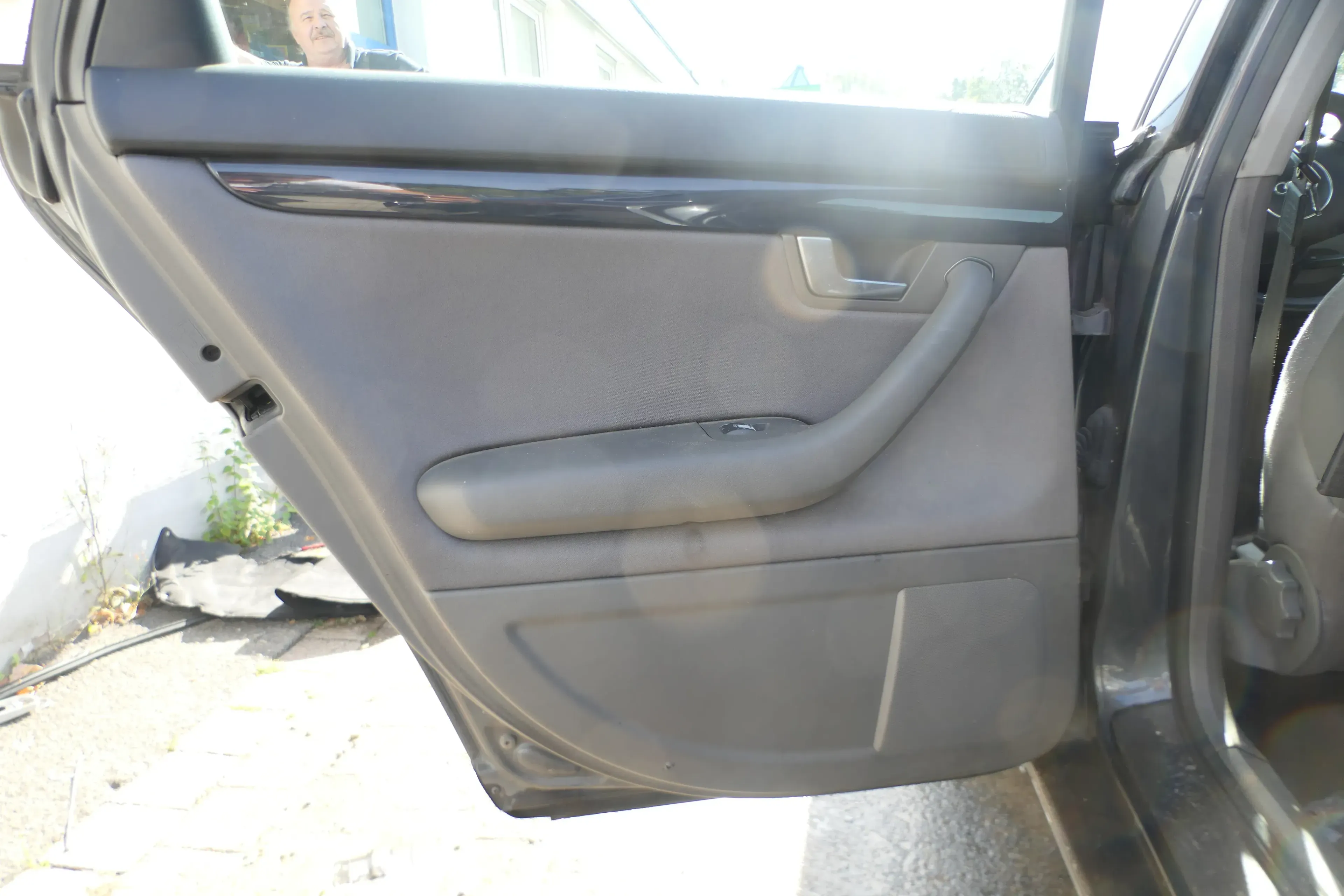 1x A4 8E B6 Türverkleidung Verkleidung Tür hinten links swing dunkelgrau - Bild 1