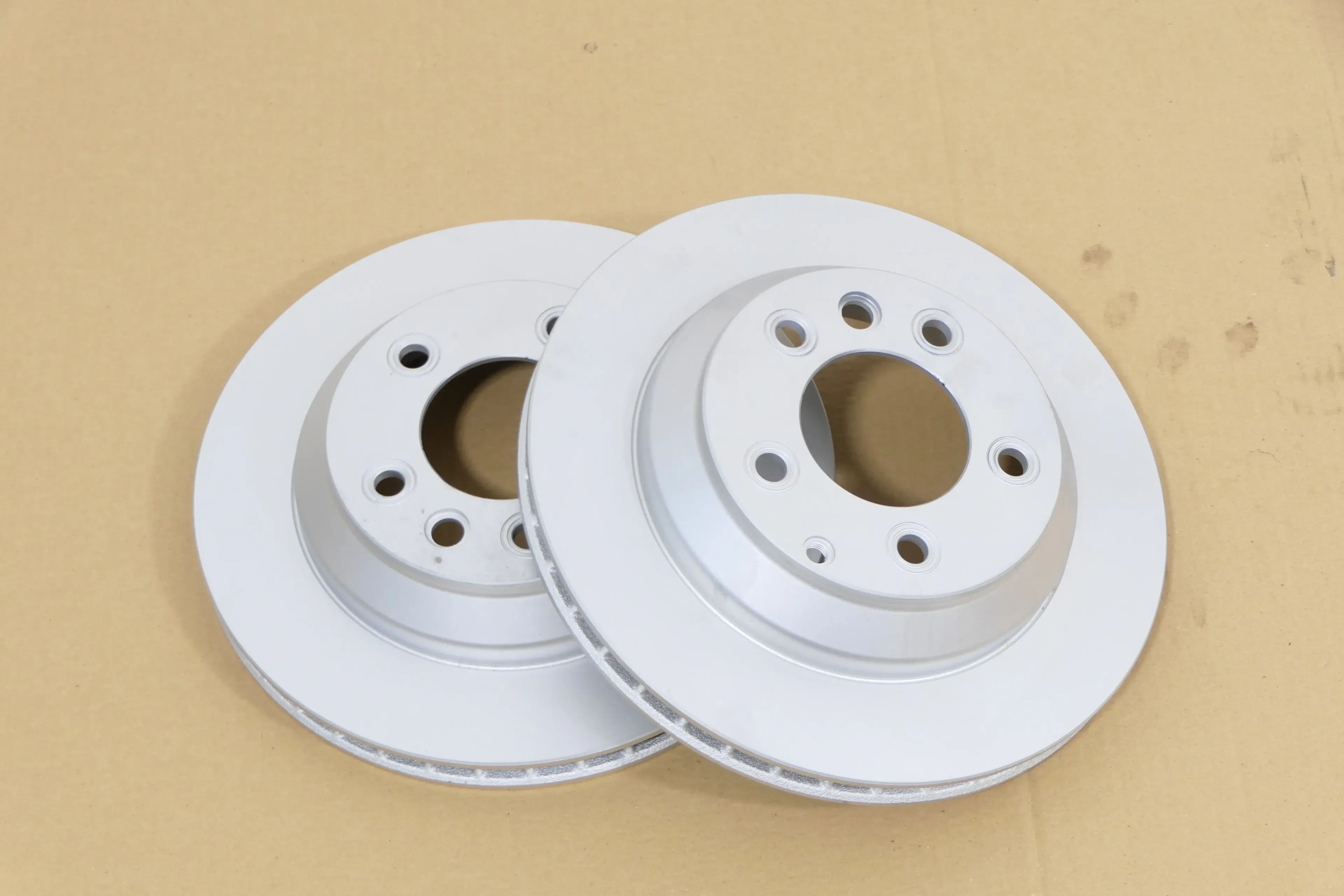 2x Audi Q7 4L Bremsscheibe Bremsscheiben hinten links + rechts Zimmermann - Bild 1