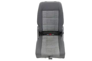 VW Touran Sitz hinten links (hintern Fahrersitz) Rücksitz - für Isofix - Bild 1