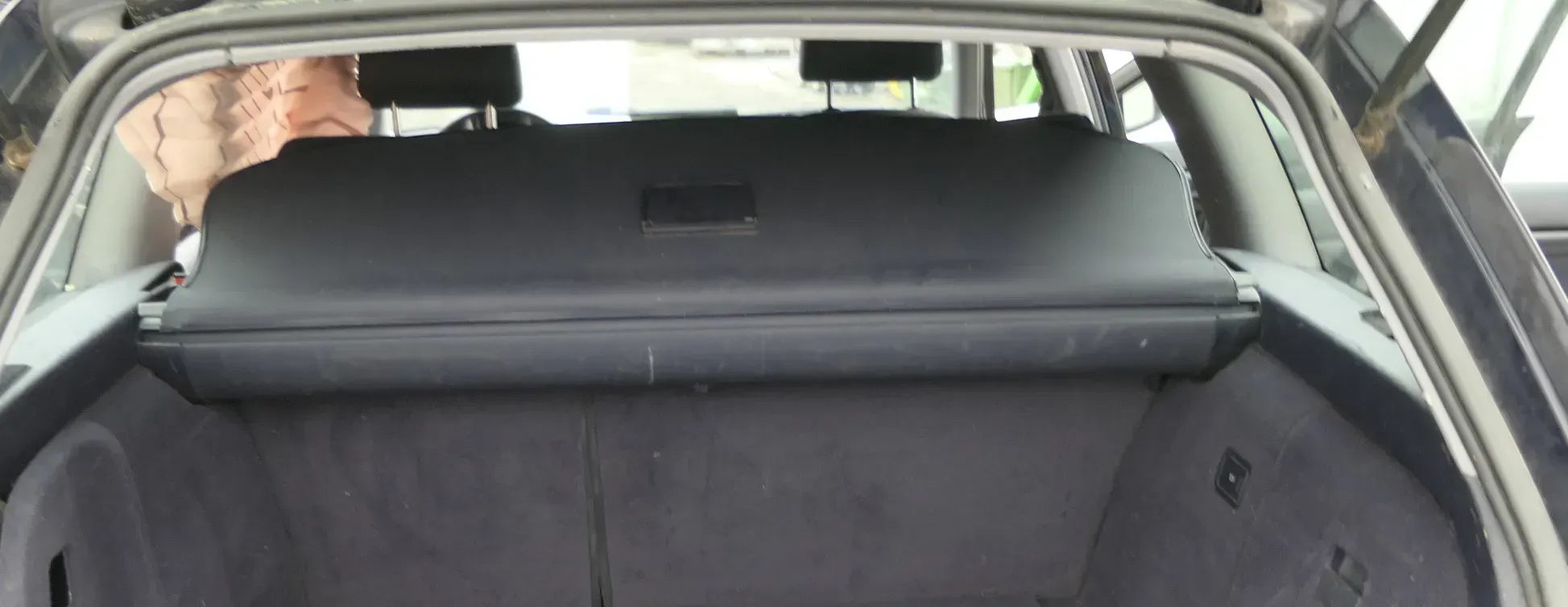 Audi A4 B6 B7 8E Kombi Avant Laderaumabdeckung Rollo Hutablage Kofferraum blau - Bild 1