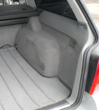 VW Passat 3BG 3B Abdeckung Verkleidung Kofferraum hinten rechts grau - Bild 1