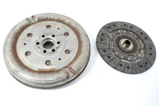 VW Polo 9N 9N3 Schwungrad Zweimassenschwungrad ASZ 1,9 TDI 96kw BTB 240mm - Bild 2