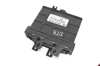 VW Golf 4 Bora Steuergerät Automatikgetriebe 01M927733HF AKL AEH 1,6 74kw 101PS - Bild 1