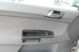 1x VW Polo 9N Türverkleidung Verkleidung Tür vorne links 2/3-Türer Fahrertür - Bild 2