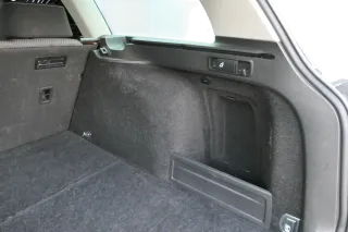 VW Passat 3C B7 Kombi Abdeckung Verkleidung Kofferraum hinten rechts schwarz - Bild 1