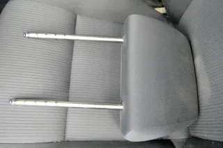 a VW Passat 3B 3BG Kopfstütze Sitz Sitze vorne rechts oder links anthrazit - Bild 1