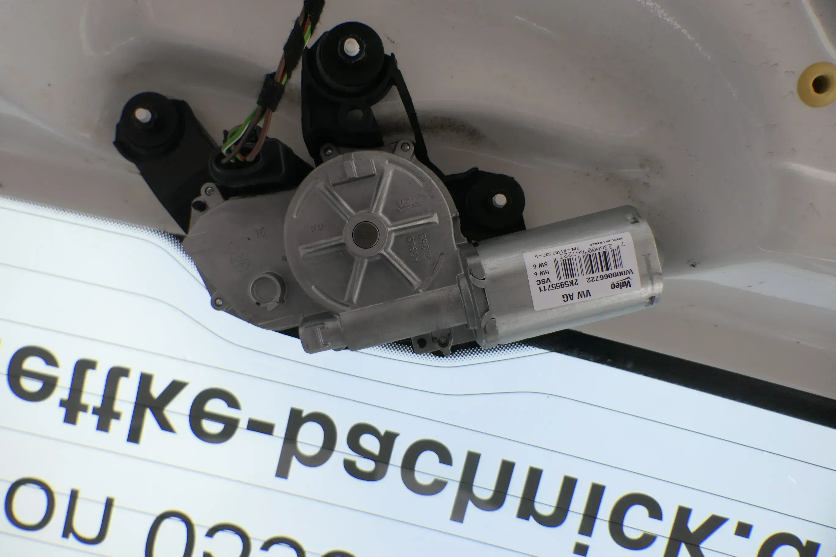VW Caddy SA Wischermotor Motor Scheibenwischer hinten Heckwischer 2K5955711A - Bild 1