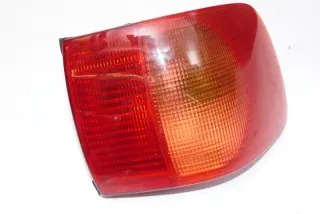 Audi 80 Limousine hinten rechts außen Rückleuchte original 8A0945096D - Bild 2