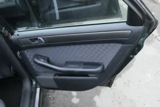 Audi A6 4B Türverkleidung Verkleidung Tür vorne +hinten links und rechts 152605 - Bild 4