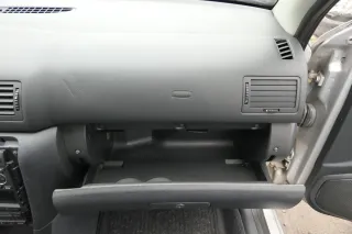 Skoda Octavia 1U Deckel Klappe für Handschuhfach Handschuhfachdeckel onyx anthra - Bild 2