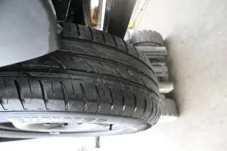 Audi A4 B5 A6 4B Passat 3BG Felgen Reifen Sommerreifen 195/65 R15 91H 6-7mm - Bild 3