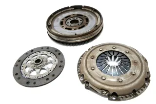 Audi A4 B5 Schwungrad Schwungscheibe Druckplatte AHL ADP 1,6l 74kw Kupplung - Bild 1