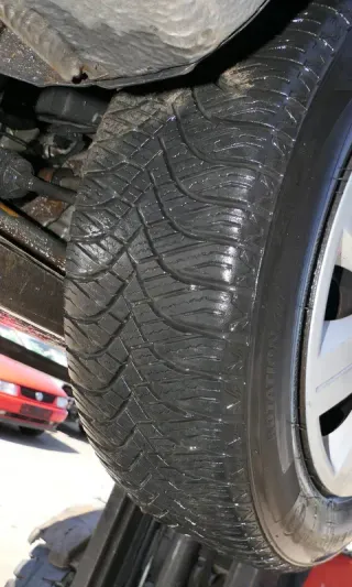 2x Polo 6R 9N Ibiza Felgen 185/60 R14 Allwetterreifen M+S 6jx15  Reifen 5-6,5mm - Bild 3