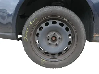 2x VW Passat 3C Golf Reifen Winterrreifen M&S 205/55 R16 91H Felgen 4-6mm - Bild 2
