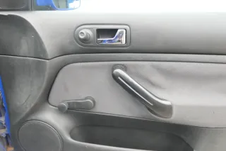 1x VW Golf 4 Bora Limousine / Kombi Türverkleidung Verkleidung Tür vorne rechts - Bild 3