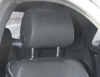 Audi A3 8P Kopfstütze vorne vorn rechts- soul schwarz- verstellbar Leder Perlnap - Bild 1