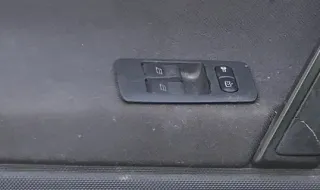 VW Polo 6N2 Schalter elektrischer Fensterheber elektrisch Schaltereinheit links - Bild 2