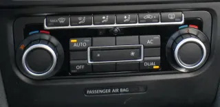 VW Golf 6 Eos Caddy Steuergerät Klimaanlage Klimabedienteil 5K0907044DT Heizung - Bild 1