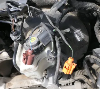 VW Golf 5 Eos Touran Bremskraftverstärker Bremskraftregler 1K1614105BM - Bild 1