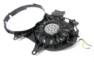Audi A4 8E B6 Lüfterzarge Lüfter Kühlerlüfter Klimaanlage 8E0121205E Steuergerät - Bild 3
