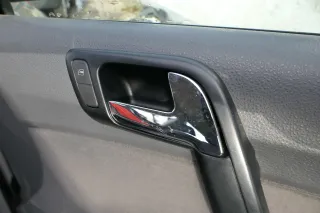 1x VW Polo 9N Türverkleidung Verkleidung Tür vorne rechts 2/3-Türer Griff Öffner - Bild 4