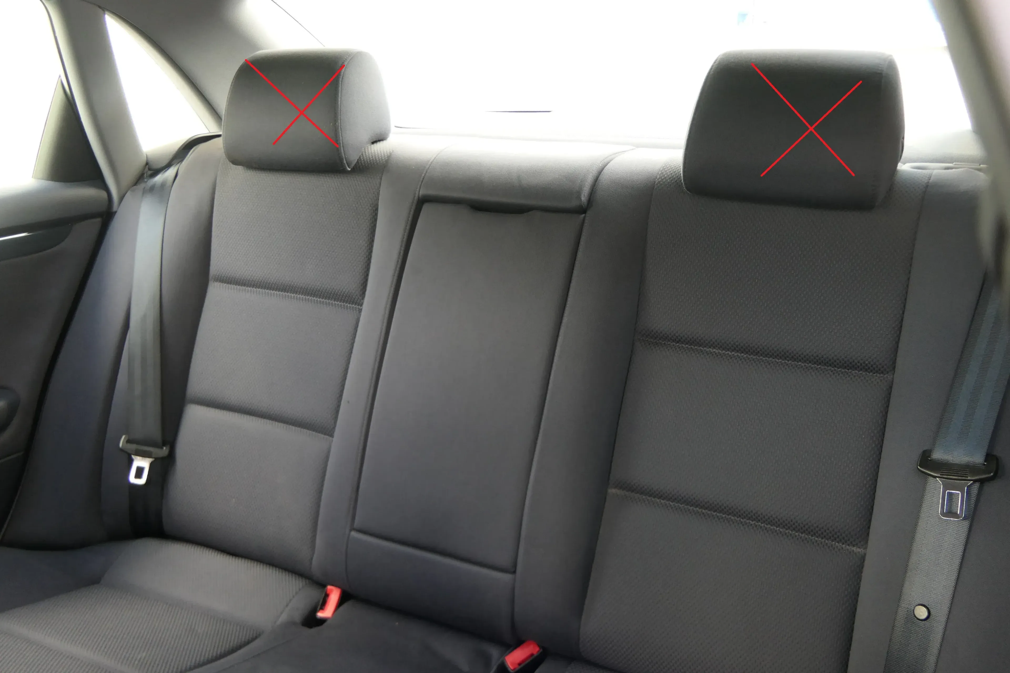 Audi A4 B6 B7 8E Limousine Sitz Rückbank hinten schwarz umklappbar blau maritim - Bild 1