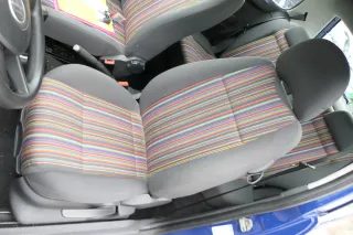 VW Fox Sitz Fahrersitz vorne links OHNEAirbag höhenverstellbar - Bild 1