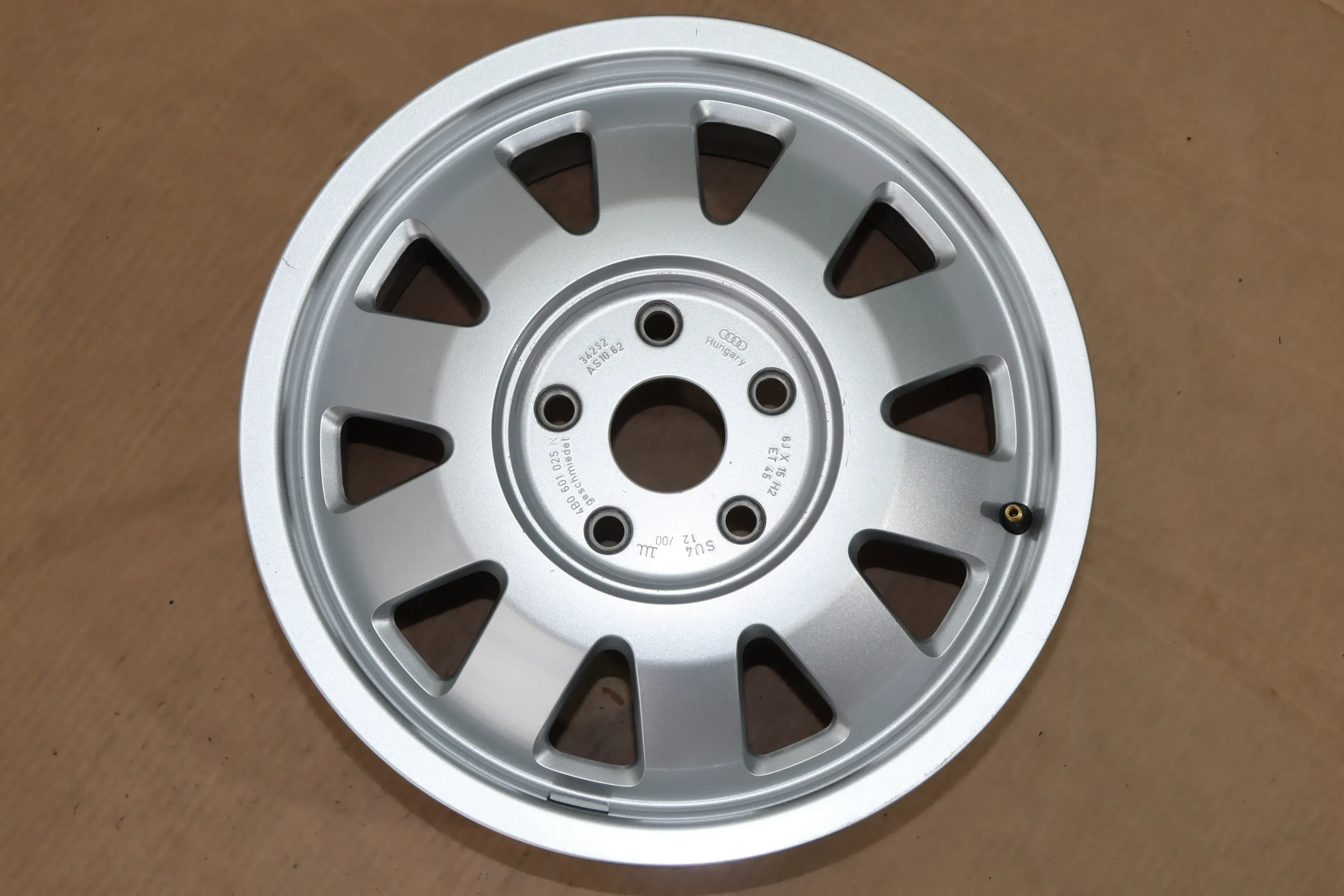 1x Audi A4 A6 Alufelge original 4B0601025N 6j x16H2 ET45  LK 5x112     1 - Bild 1