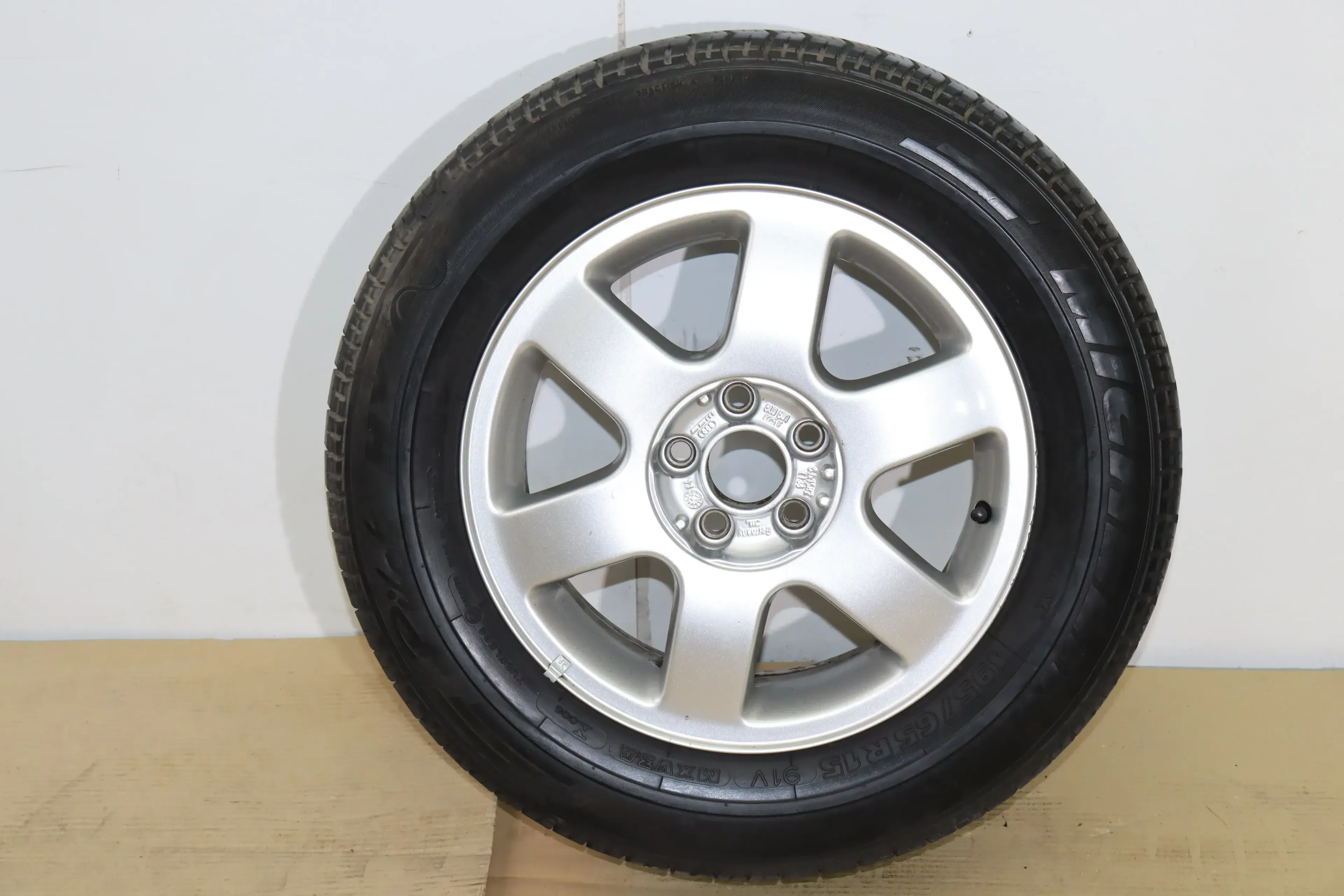 1x Felge Alufelge original Audi A3 8L 6jx15H2 ET38 8L0601025F 8L0 601 025 F  g - Bild 1