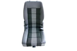 Touran Sitz hinten rechts (hinterm Beifahrersitz) Rücksitz hinten Isofix United - Bild 1