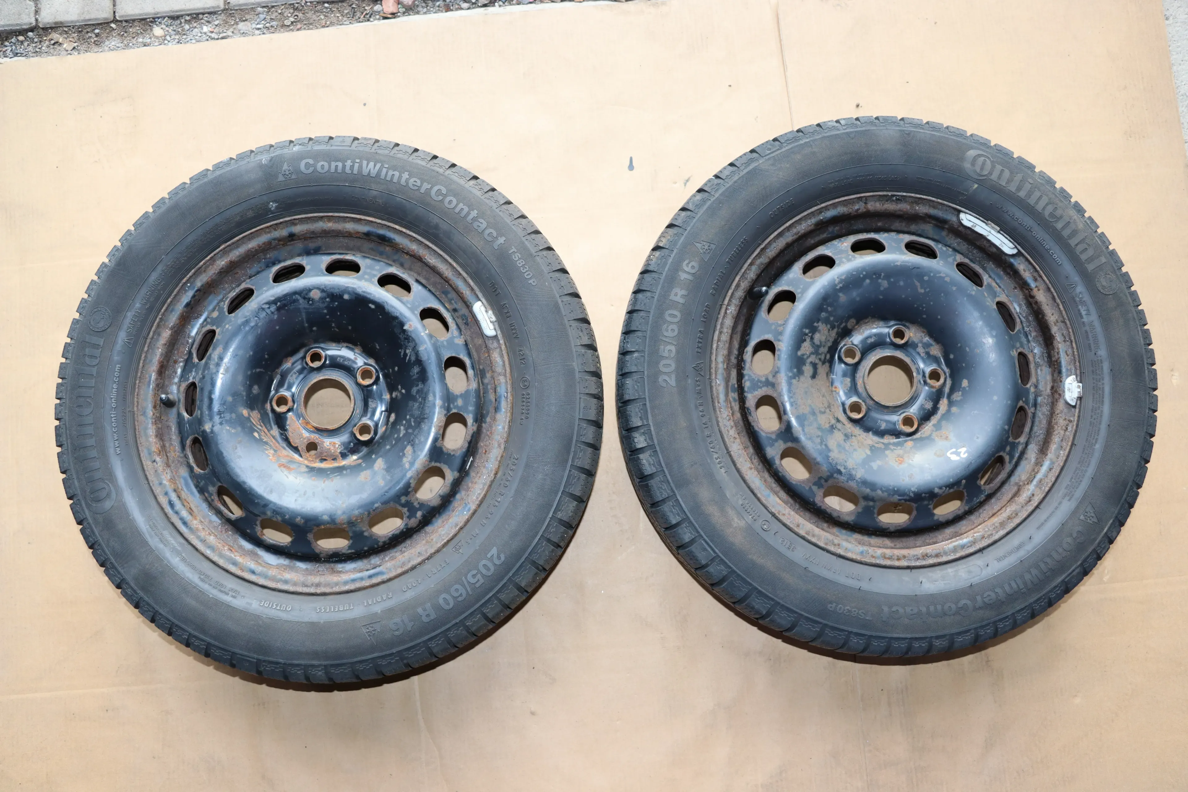 2x VW Sharan 7M Alhambra Winterreifen M&S Reifen Felgen 205/60R16 96H 6-7mm - Bild 1