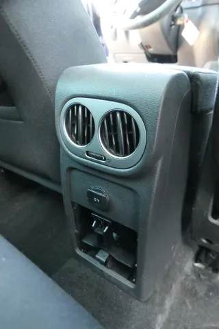 VW Tiguan 5M Mittelarmlehne Armlehne Lehne Mitte Original verschiebbar - schwarz - Bild 2