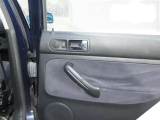 1x VW Golf 4 1J Limousine Türverkleidung Verkleidung Tür hinten rechts schwarz - Bild 3