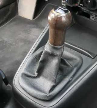Golf 4 Bora Schaltknauf Schaltsack schwarz TDI Leder klein Holz - Bild 4