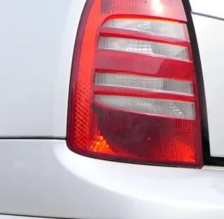 Skoda Superb 3U Limo Rücklicht hinten links 3U5945111 Rückleuchte Heckleuchte - Bild 1