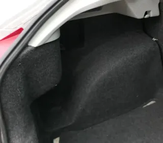 Ibiza 6J Abdeckung Verkleidung Kofferraum hinten links 2/3-Türer anthrazit - Bild 2