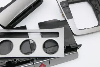 VW Passat 3C Mittelkonsole Verkleidung um Navi Klappe Abdeckung Dekor silber --- - Bild 2