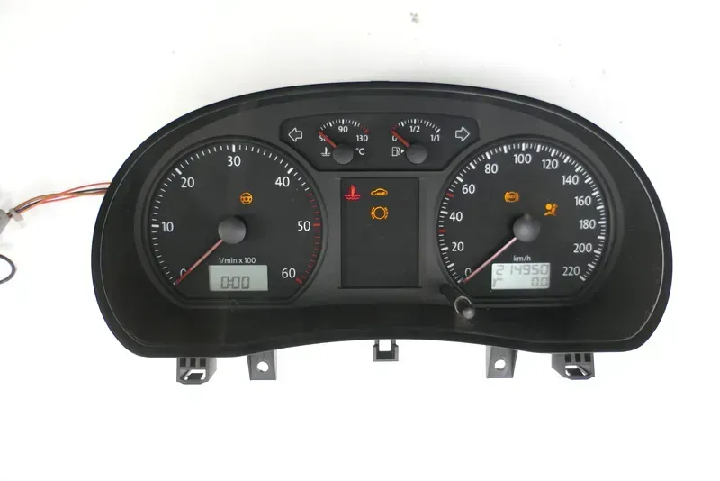 VW Polo 9N 3Tacho Tachometer Kombiinstrument 214.000km 6Q0920825F 1,4TDI BNV BNM - Bild 1
