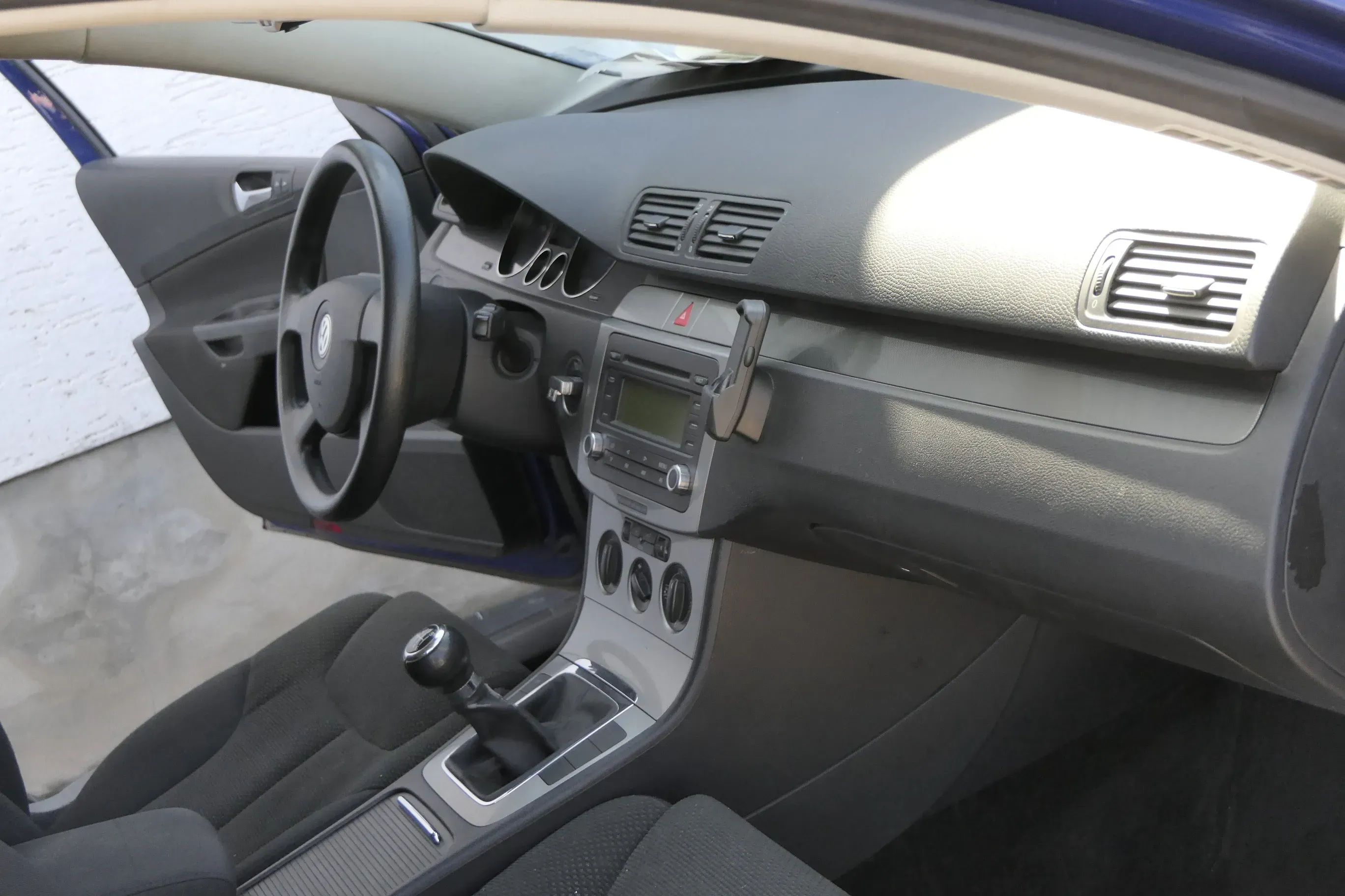 VW Passat 3C Mittelkonsole Verkleidung um Radio Abdeckung Dekor titan silber 45T - Bild 1