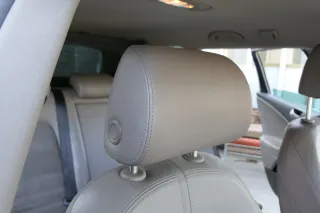 VW Passat 3C Kopfstütze Sitz Sitze vorne rechts Leder braun latte macchiato - Bild 1