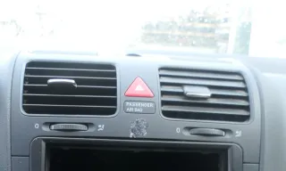 VW Golf 5 V Lüftungsdüse Düse Lüftung 1K0819743B Blende Frischluftausströmer - Bild 1