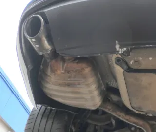 1x Audi A4 8K Auspuff Endschalldämpfer links hinten Benziner - Bild 4