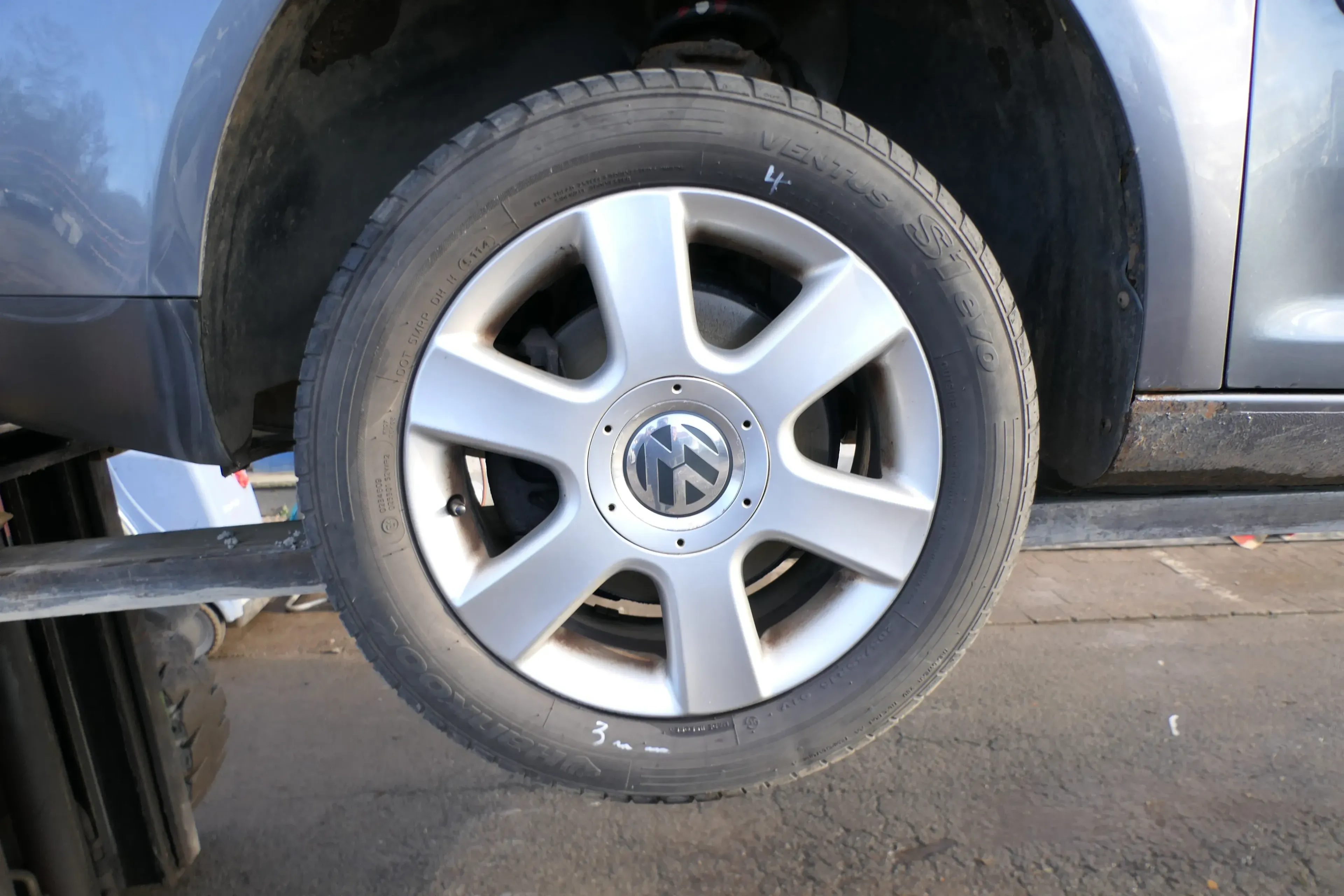 1x Golf 5 Eos Passat Original Alufelge Alu 1T0601025C 6,5x16H2 ET50 Touran    4 - Bild 1