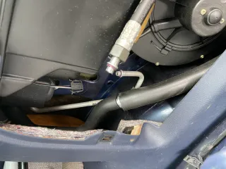 VW T4 Klimaleitung Klima Leitung 703820742A Klimaschlauch Hinten - Bild 1
