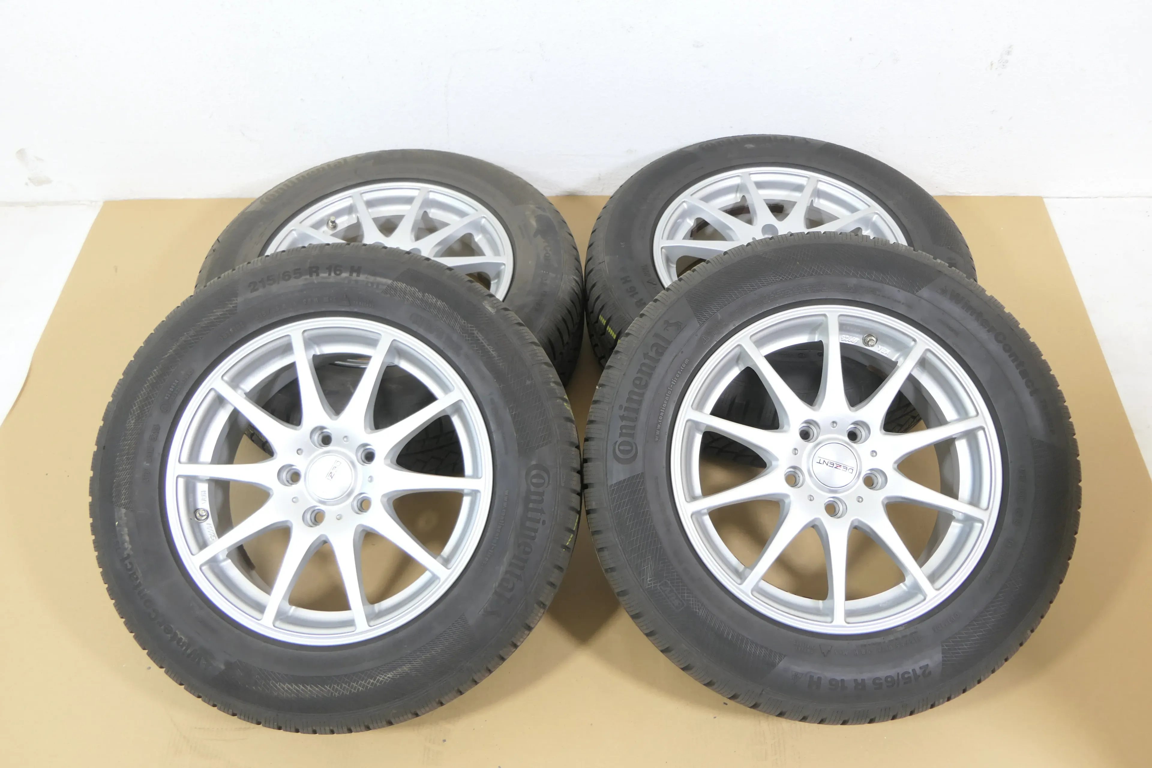 4x Golf 5 6 Alufelgen 215/65R16 98H Winterreifen Reifen 6mm KBA 49925 Dezent - Bild 1